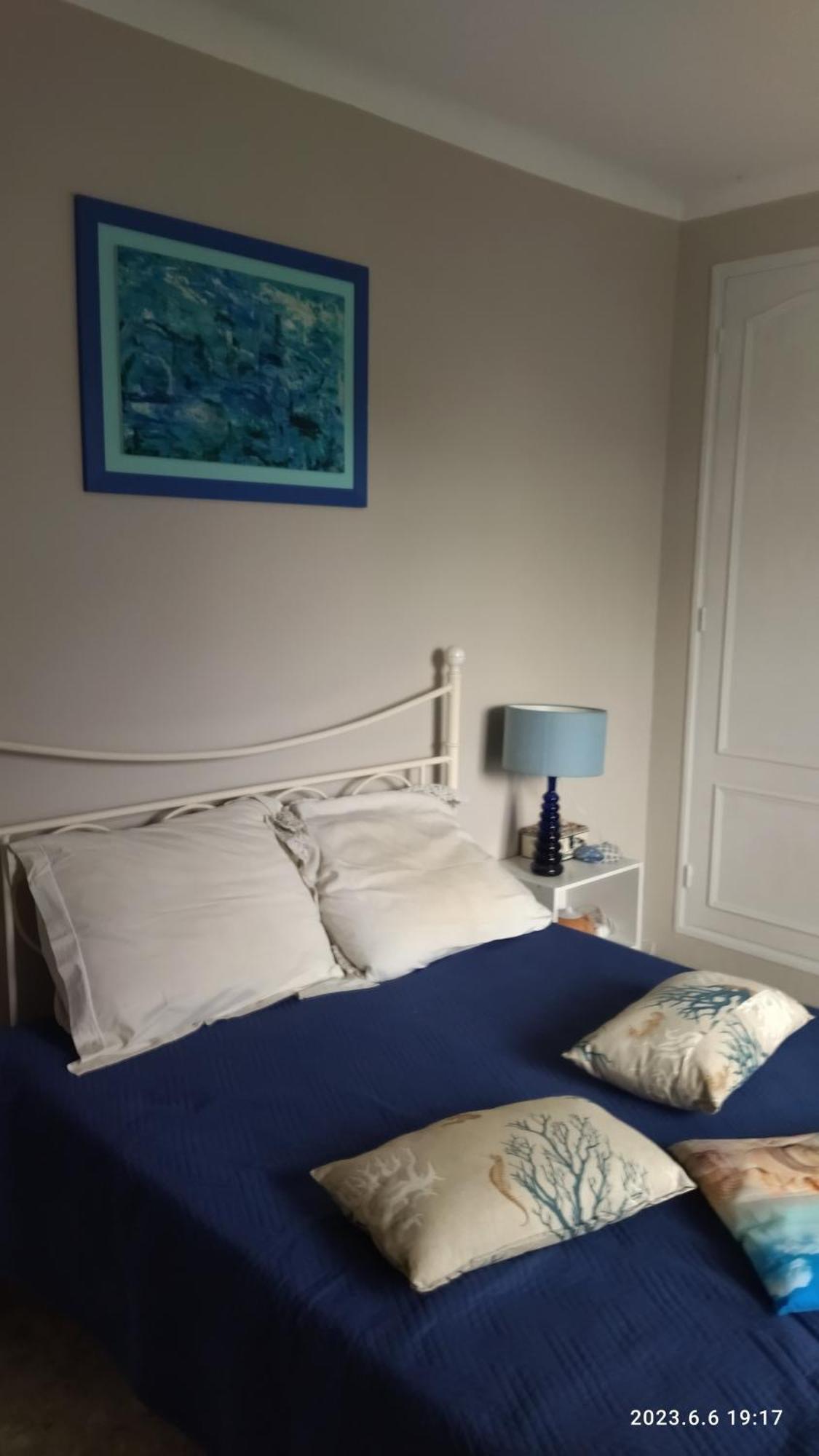 La Maison Du Bonheur Velleron Eksteriør bilde